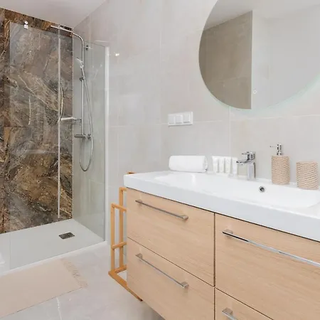 Apartment Morska Bryza By Noclegi Renters Puck Eksteriør bilde