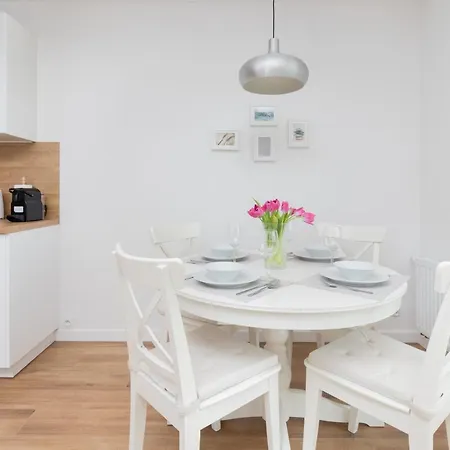 Apartment Morska Bryza By Noclegi Renters Puck Eksteriør bilde